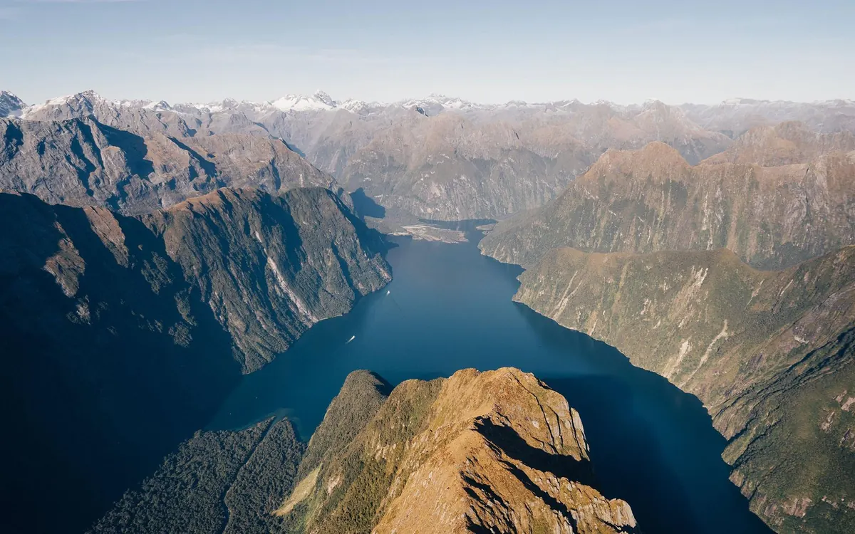 A Milford Sound fly-cruise-fly trip filmed from the aircraft