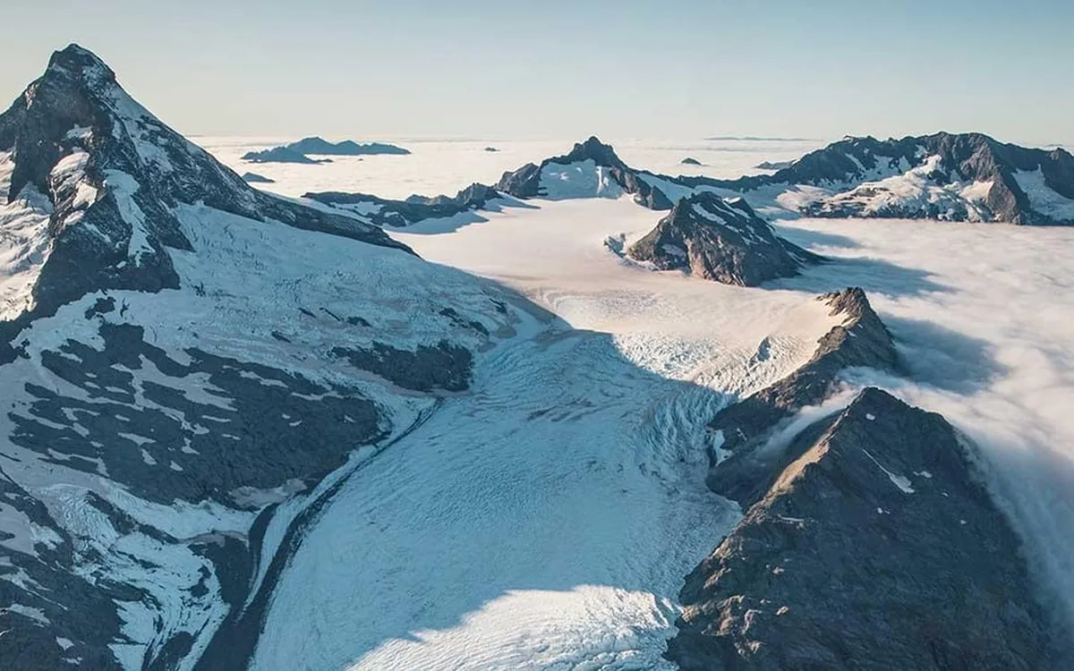 The snow-covered Southern Alps from a scenic flight